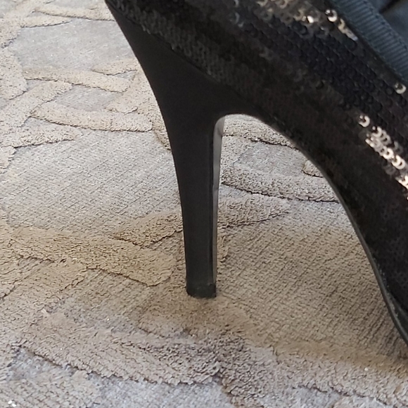 Sequin Stilettos - Picture 2 of 4